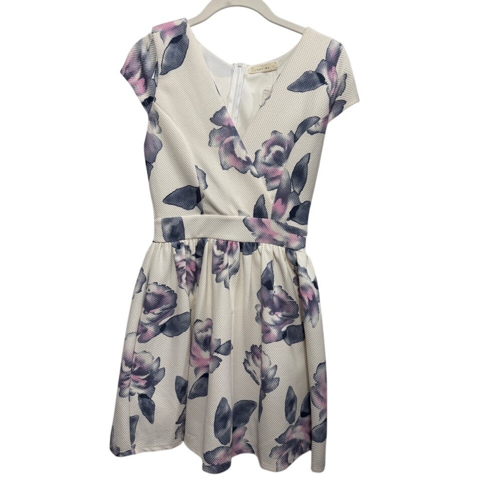 Just Me Mini Dress Womens S‎ Small Lilac White Floral Surplice A-Line NWT
